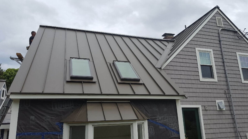 Metal Shingle Roof-Tampa Metal Roofing Installation & Repair Team